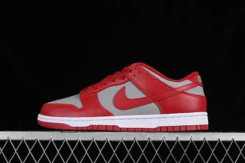 All Categories Nk SB Dunk Series Nk SB Dunk Low Low-top sneakers Nk SB Dunk Low Gray and red color Low-top casual sports skateboard shoes CW1590-0002